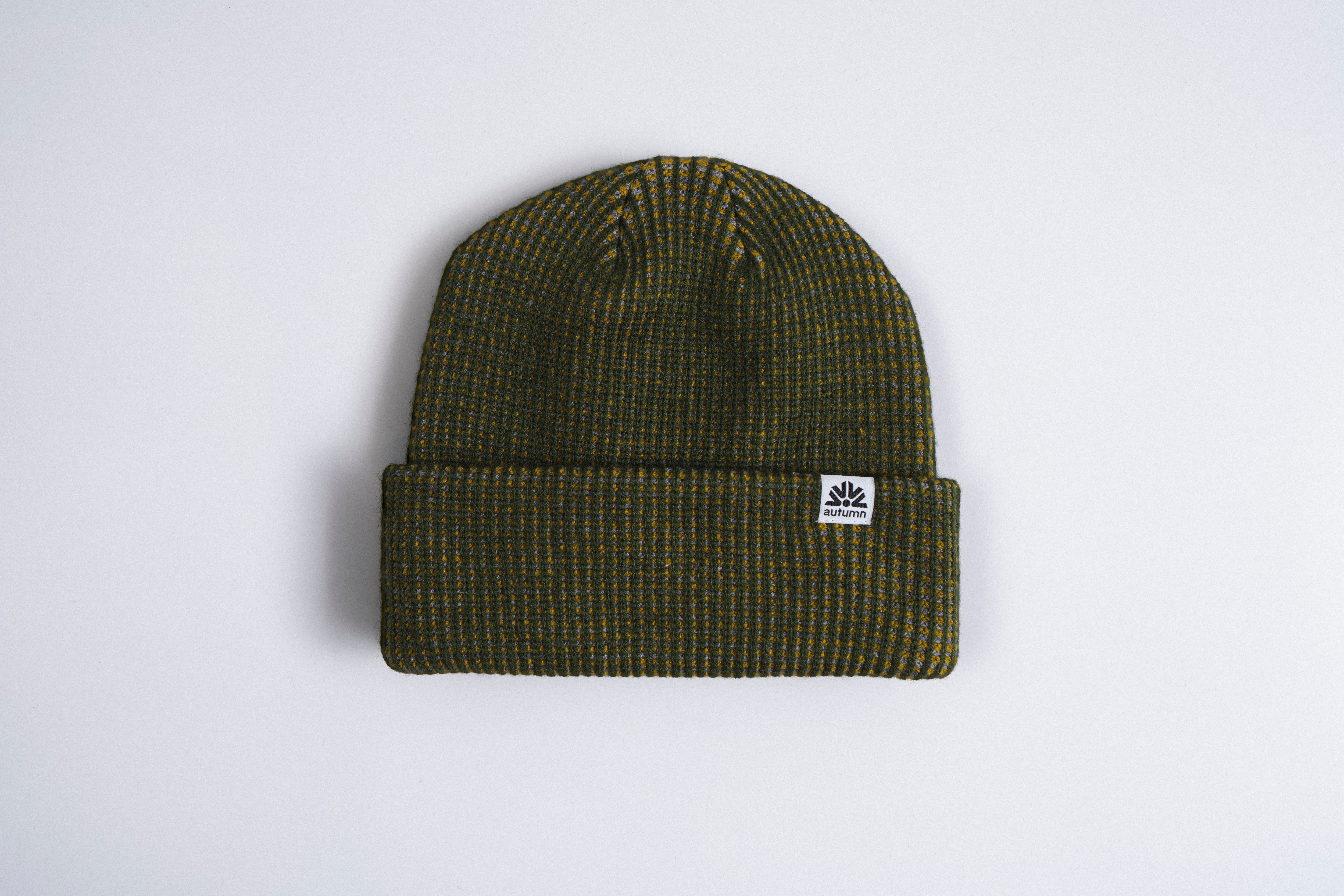 Bonnet Autumn Static Coniferous